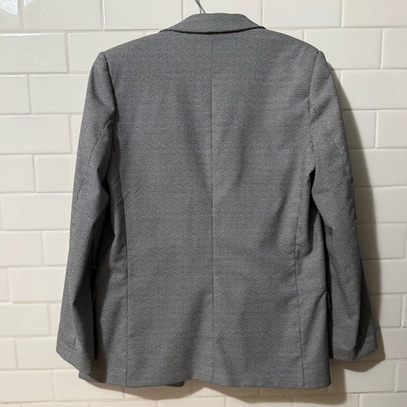 H&M Elegant Black & White Suit Jacket - Picture 2 of 4